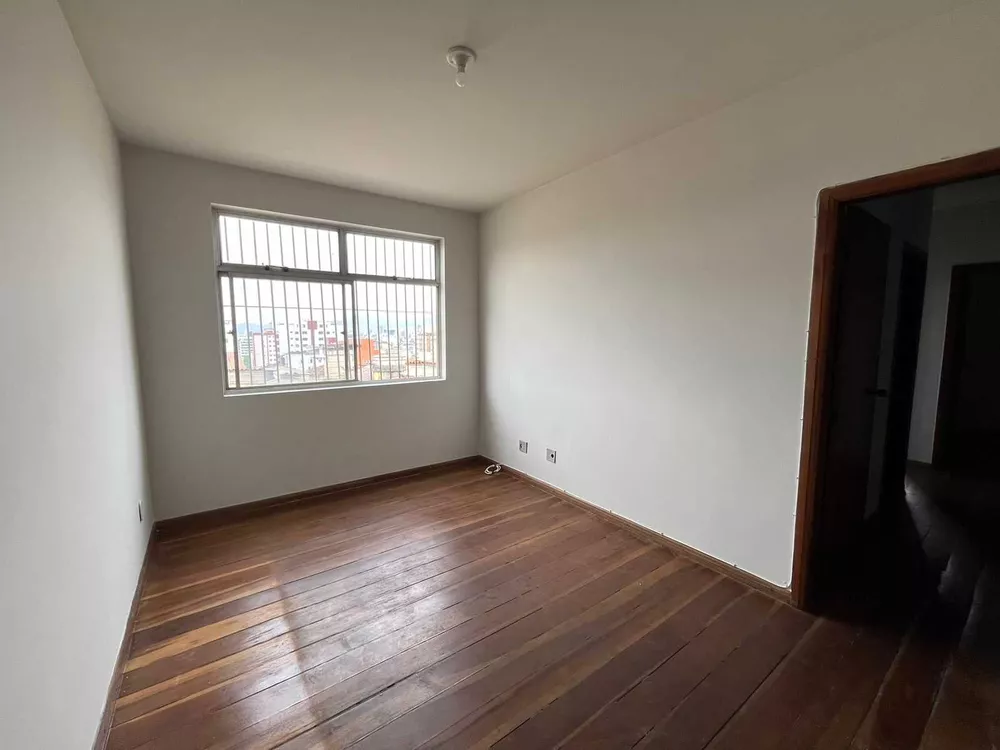 Apartamento para alugar com 3 quartos, 93m² - Foto 1