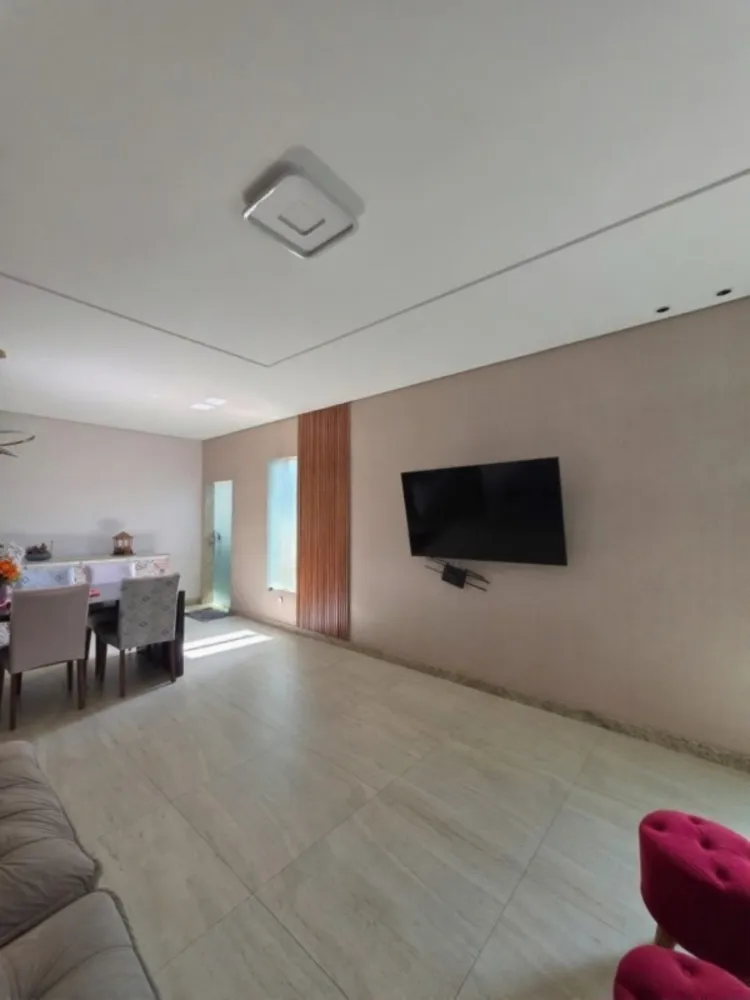 Casa, 3 quartos, 360 m² - Foto 2