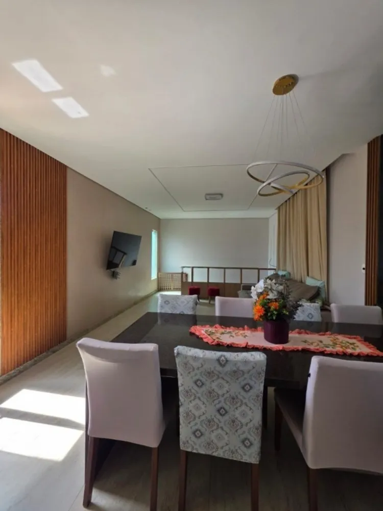 Casa, 3 quartos, 360 m² - Foto 1