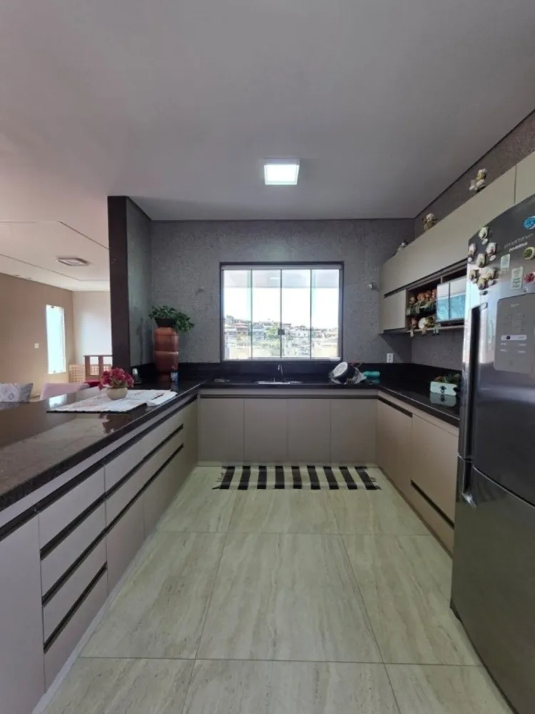 Casa, 3 quartos, 360 m² - Foto 3