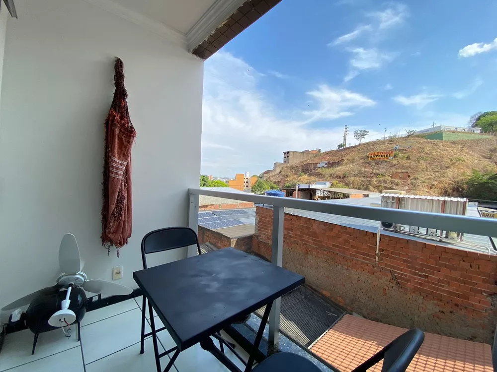 Apartamento à venda com 3 quartos, 104m² - Foto 5