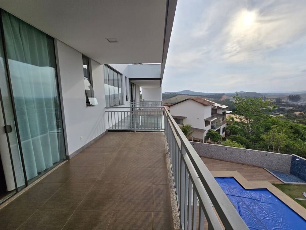 Casa à venda com 3 quartos, 345m² - Foto 4