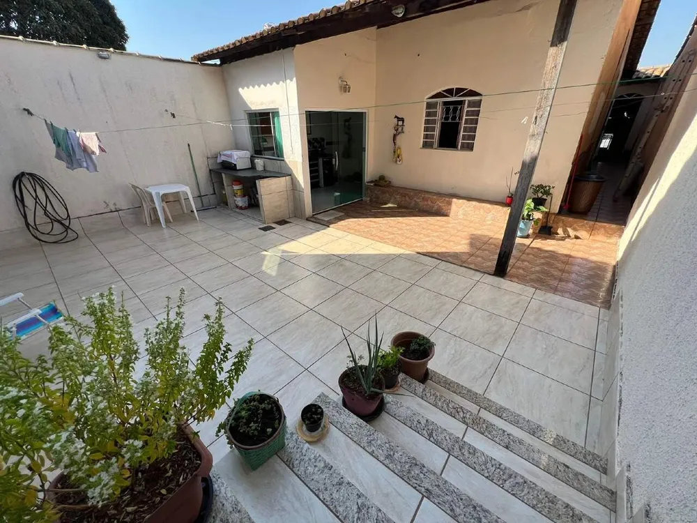 Casa, 4 quartos, 240 m² - Foto 4