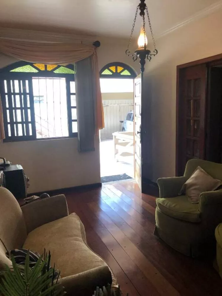 Casa à venda com 3 quartos, 288m² - Foto 14