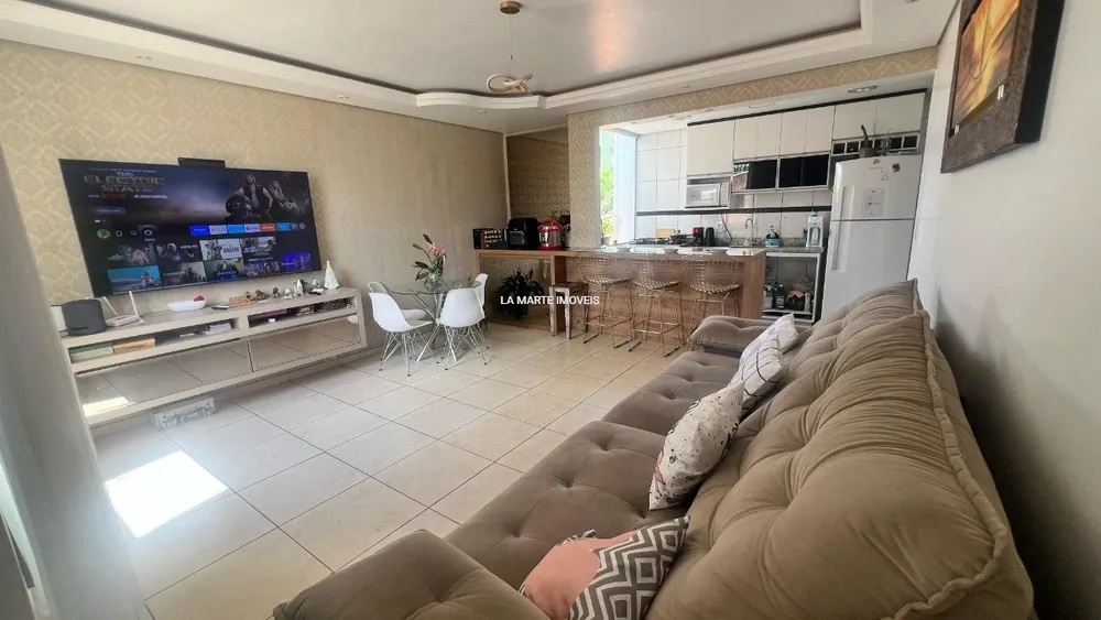 Casa, 3 quartos, 200 m² - Foto 1