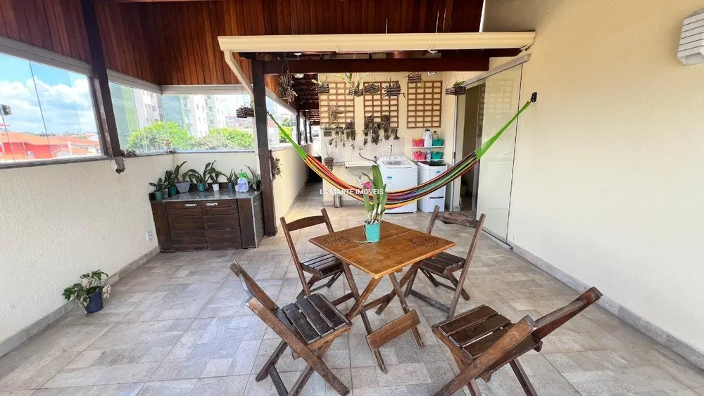 Casa, 3 quartos, 200 m² - Foto 11