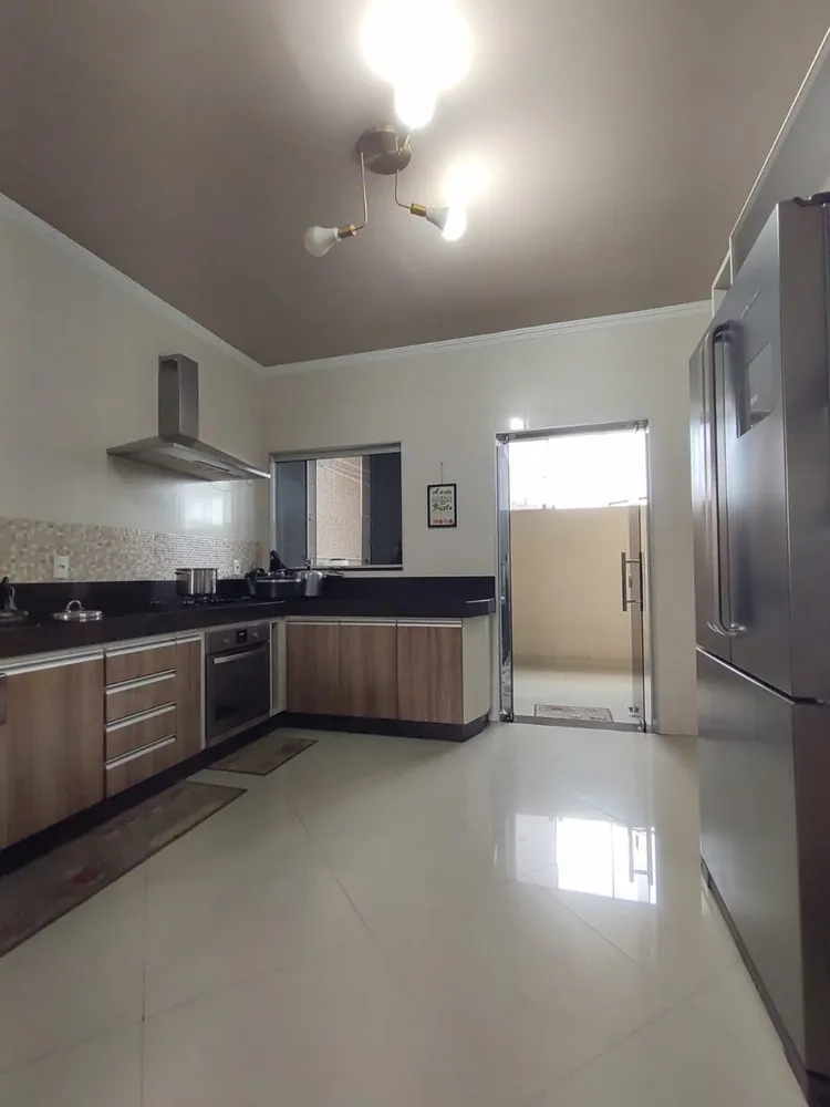 Casa, 3 quartos, 120 m² - Foto 2