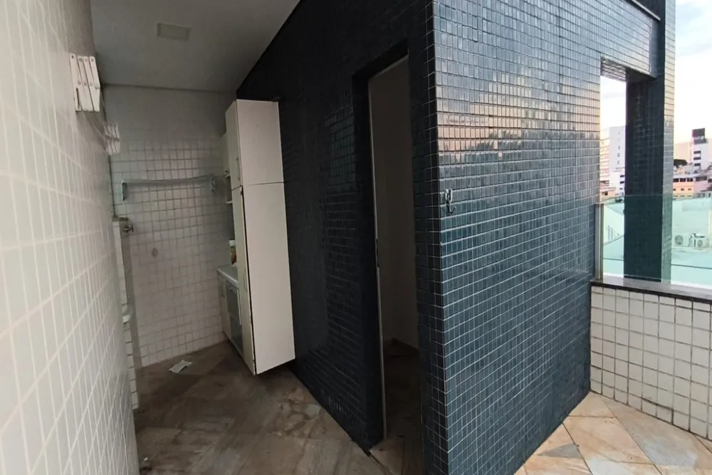 Cobertura, 4 quartos, 219 m² - Foto 2