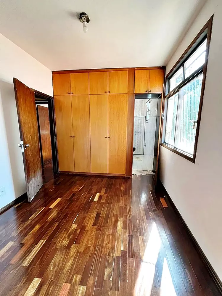 Apartamento à venda com 3 quartos, 100m² - Foto 3