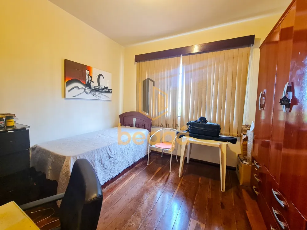 Casa, 5 quartos, 232 m² - Foto 3