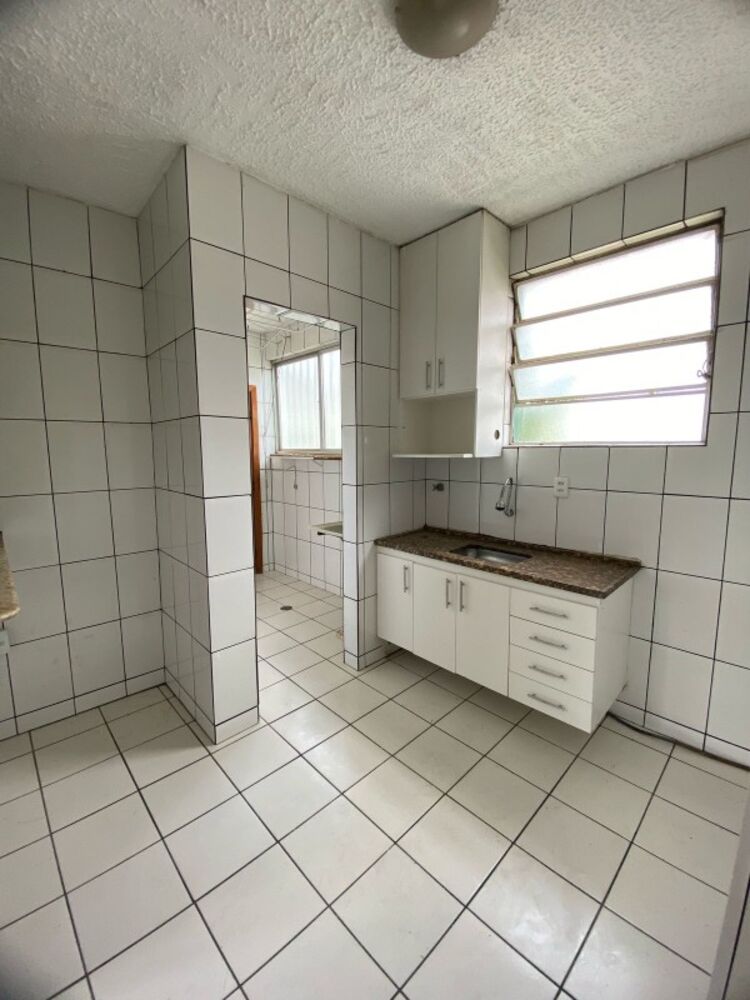 Apartamento à venda com 2 quartos, 70m² - Foto 6