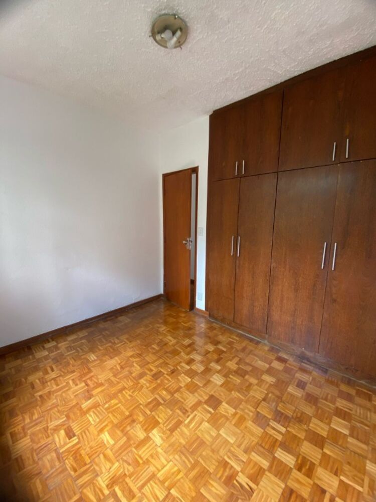 Apartamento à venda com 2 quartos, 70m² - Foto 11