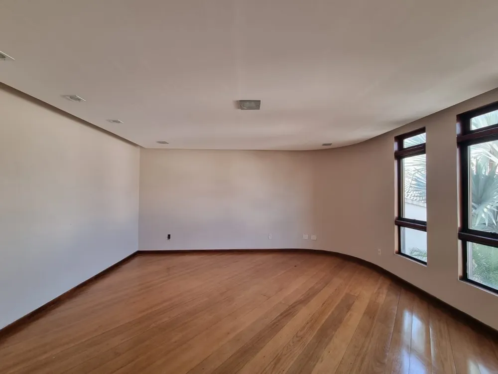Casa, 4 quartos, 294 m² - Foto 5