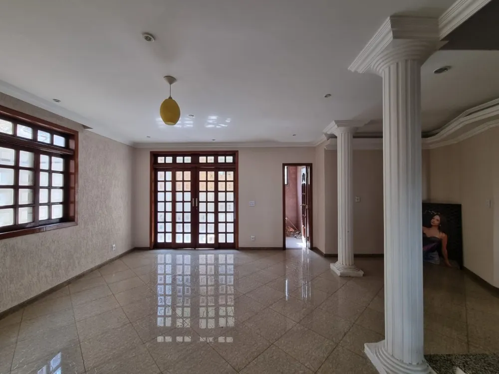 Casa, 4 quartos, 294 m² - Foto 9