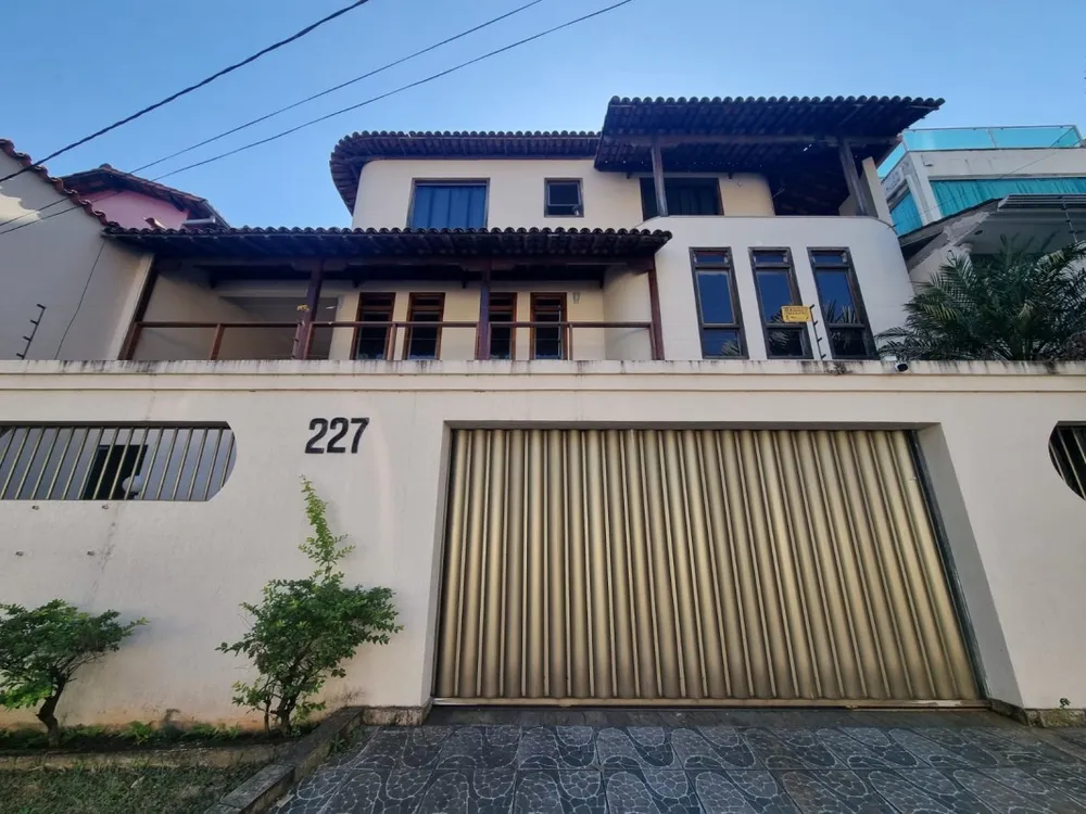 Casa, 4 quartos, 294 m² - Foto 2