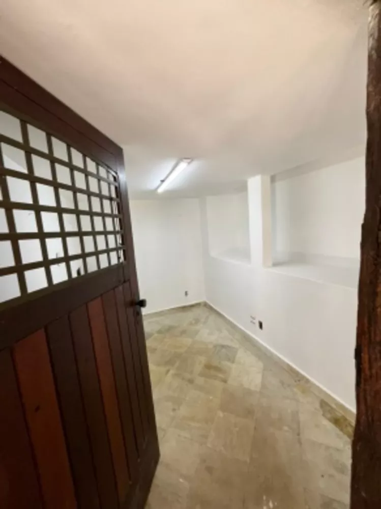 Casa de Condomínio para alugar com 4 quartos, 1000m² - Foto 13