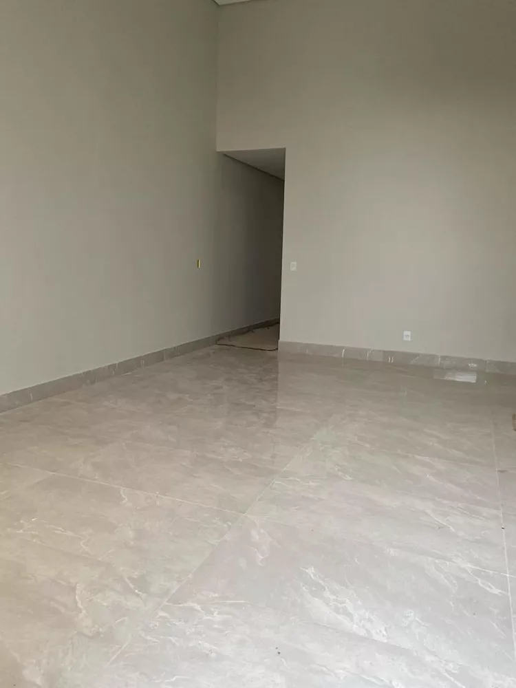 Casa à venda com 3 quartos, 151m² - Foto 3