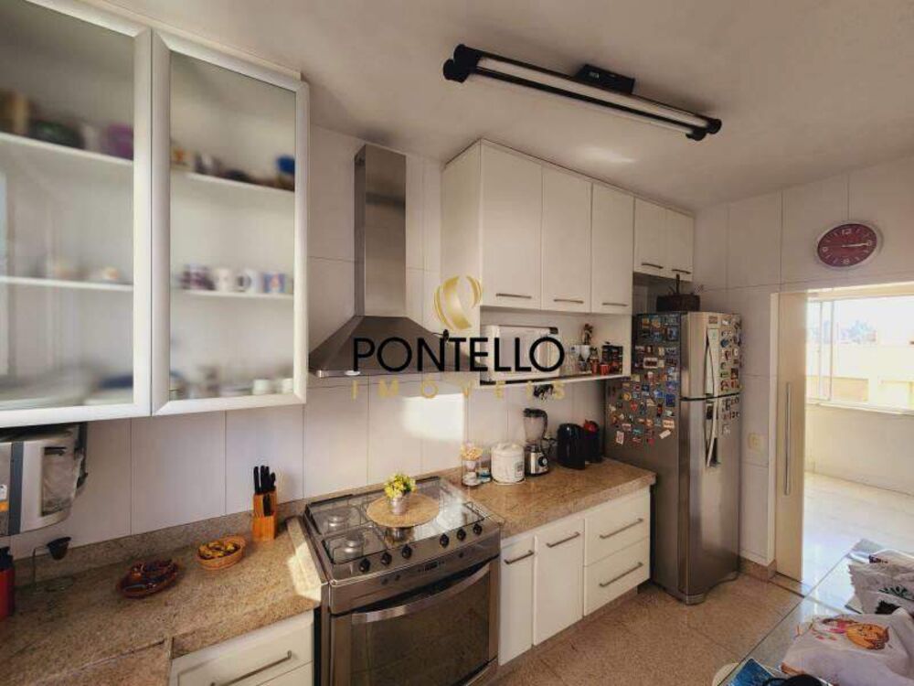 Apartamento à venda com 4 quartos, 227m² - Foto 6