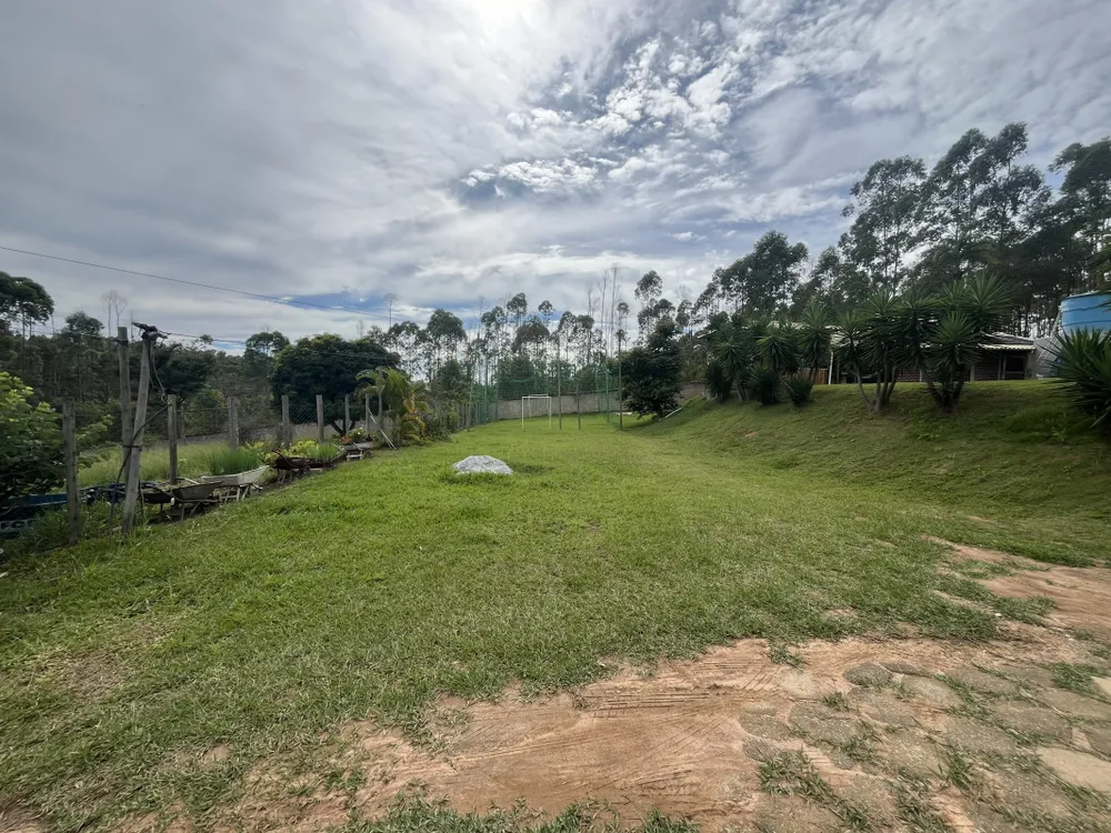 Chácara, 3 quartos, 1500 m² - Foto 1