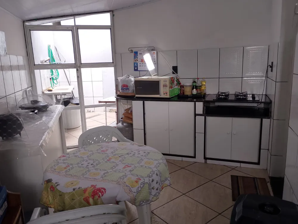 Casa, 3 quartos, 200 m² - Foto 7