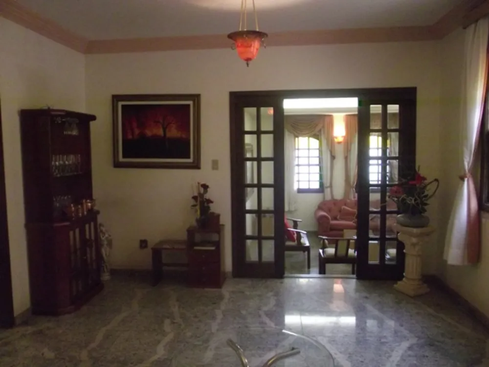 Casa, 5 quartos, 400 m² - Foto 1
