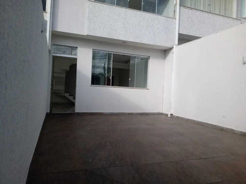 Casa, 3 quartos, 105 m² - Foto 2