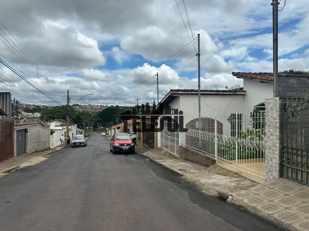 Casa, 3 quartos, 275 m² - Foto 2