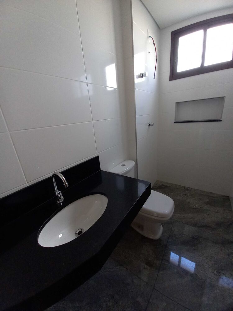 Apartamento à venda com 3 quartos, 90m² - Foto 2