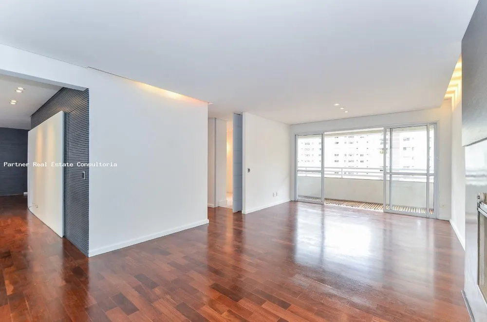 Apartamento, 3 quartos, 236 m² - Foto 1