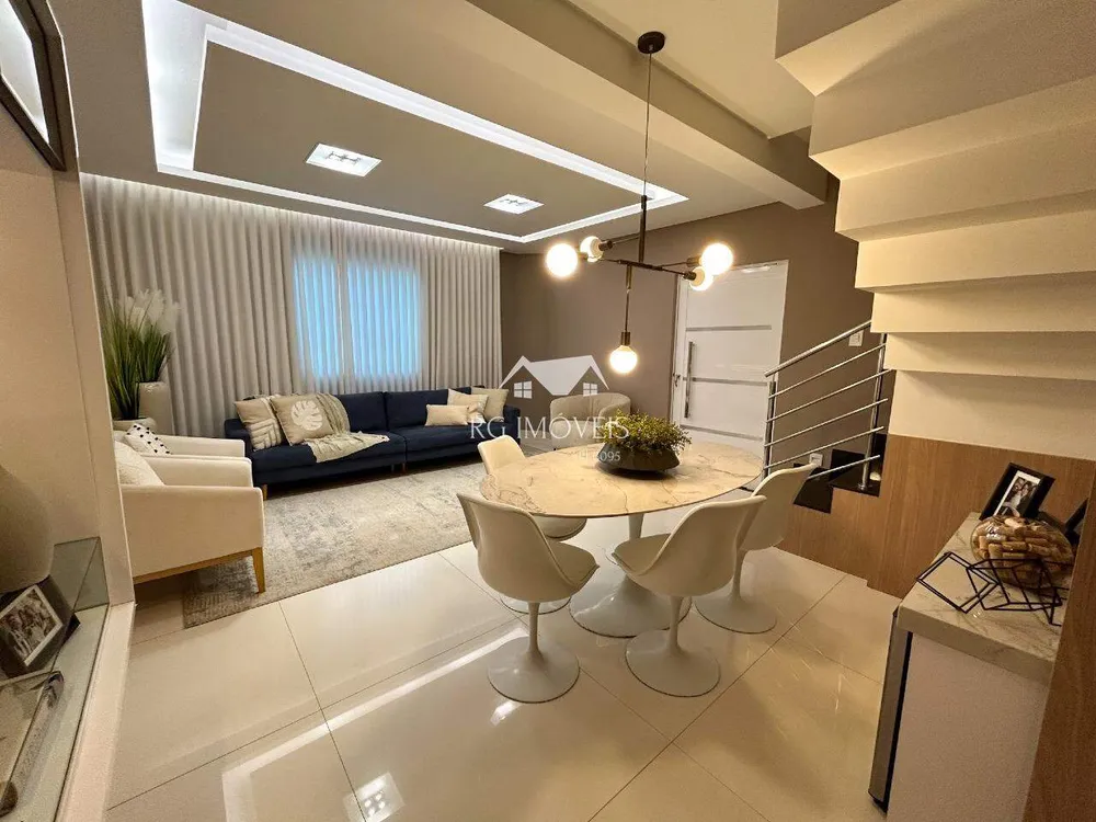 Casa, 3 quartos, 210 m² - Foto 3