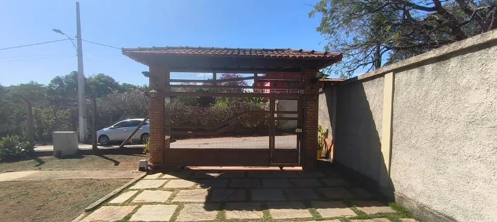 Chácara, 3 quartos, 4000 m² - Foto 1