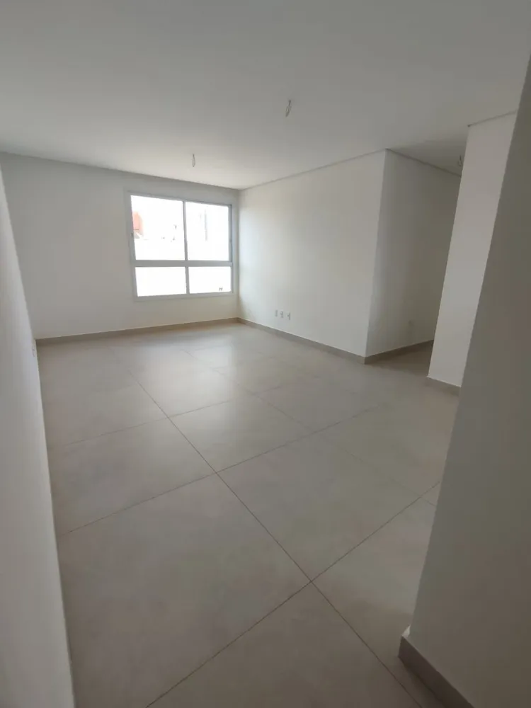 Apartamento, 3 quartos, 120 m² - Foto 2