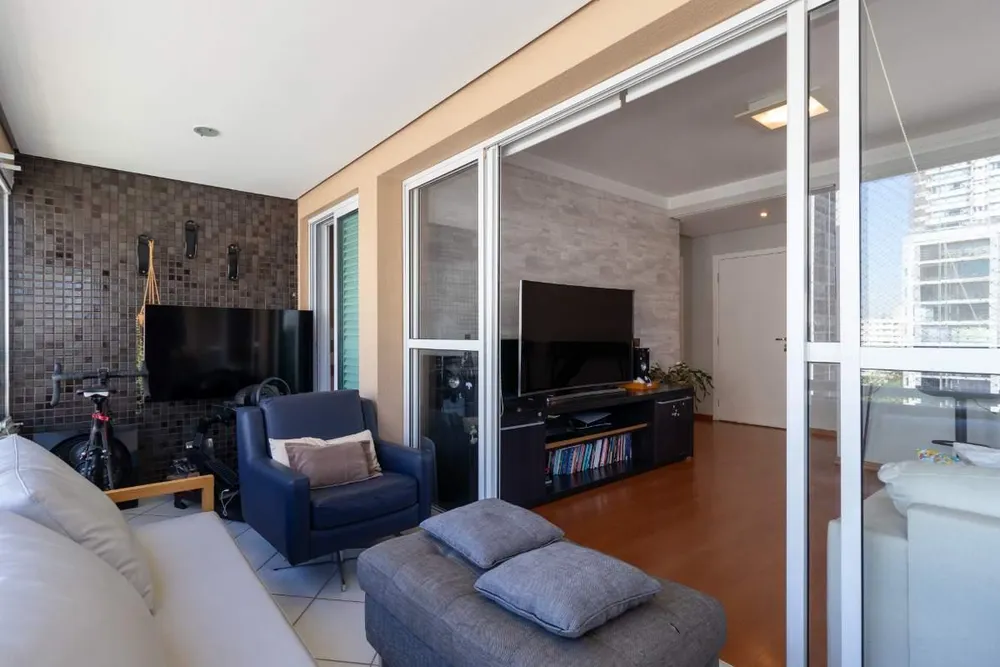 Apartamento, 3 quartos, 137 m² - Foto 2