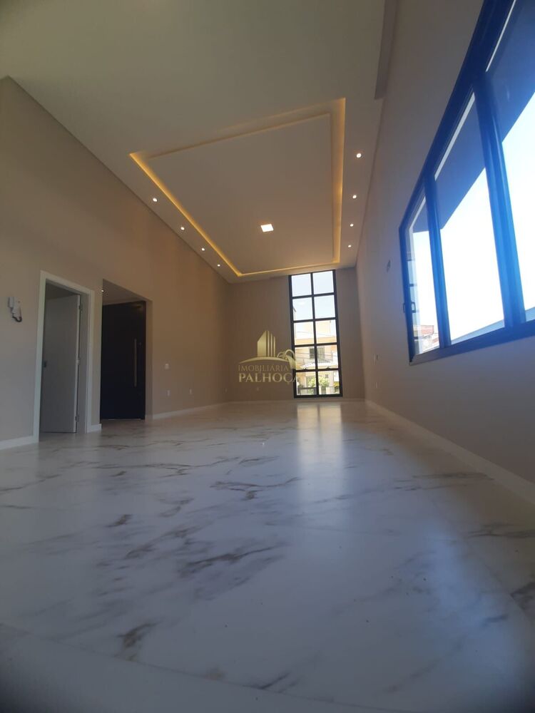 Casa à venda com 3 quartos, 191m² - Foto 4