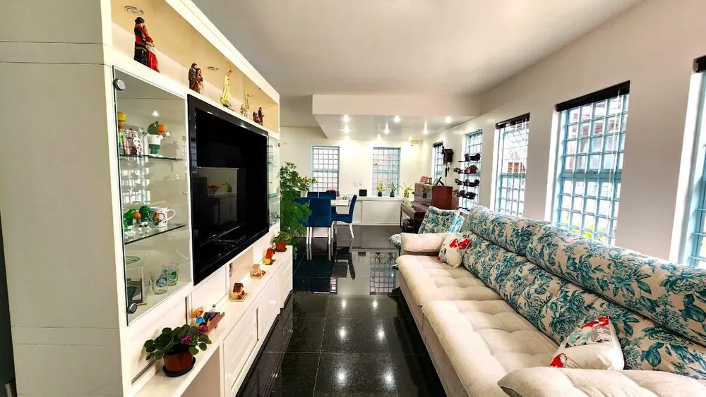 Casa, 3 quartos, 263 m² - Foto 2