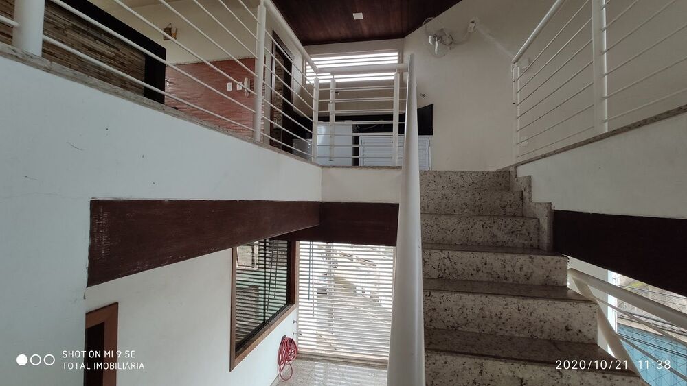 Casa à venda com 3 quartos - Foto 2