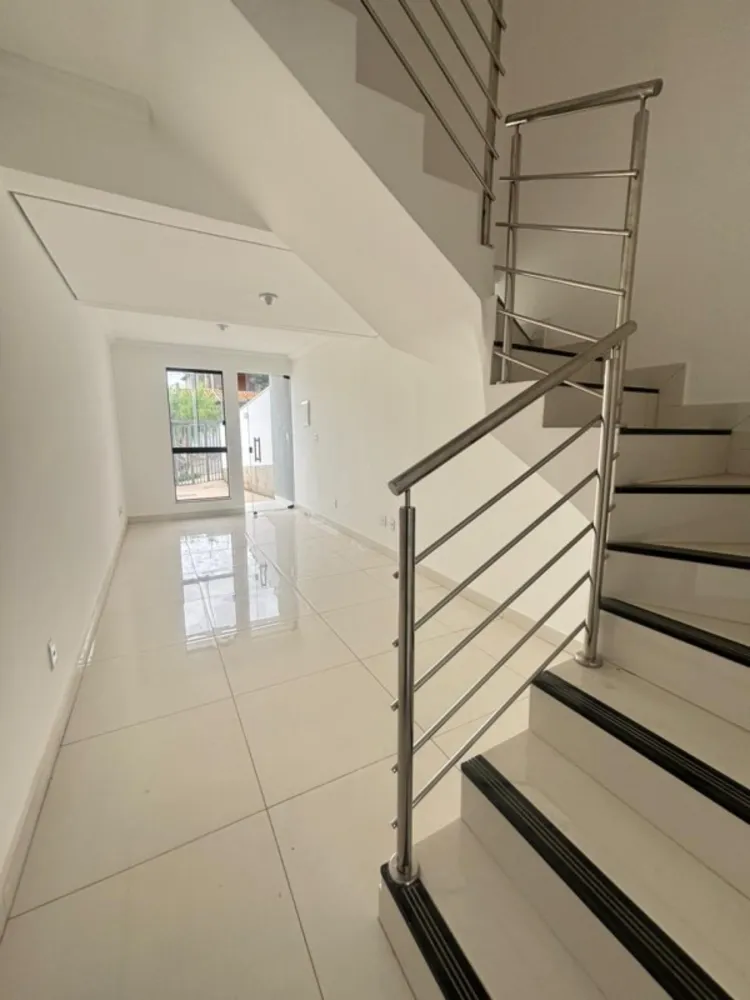 Casa, 2 quartos, 67 m² - Foto 1