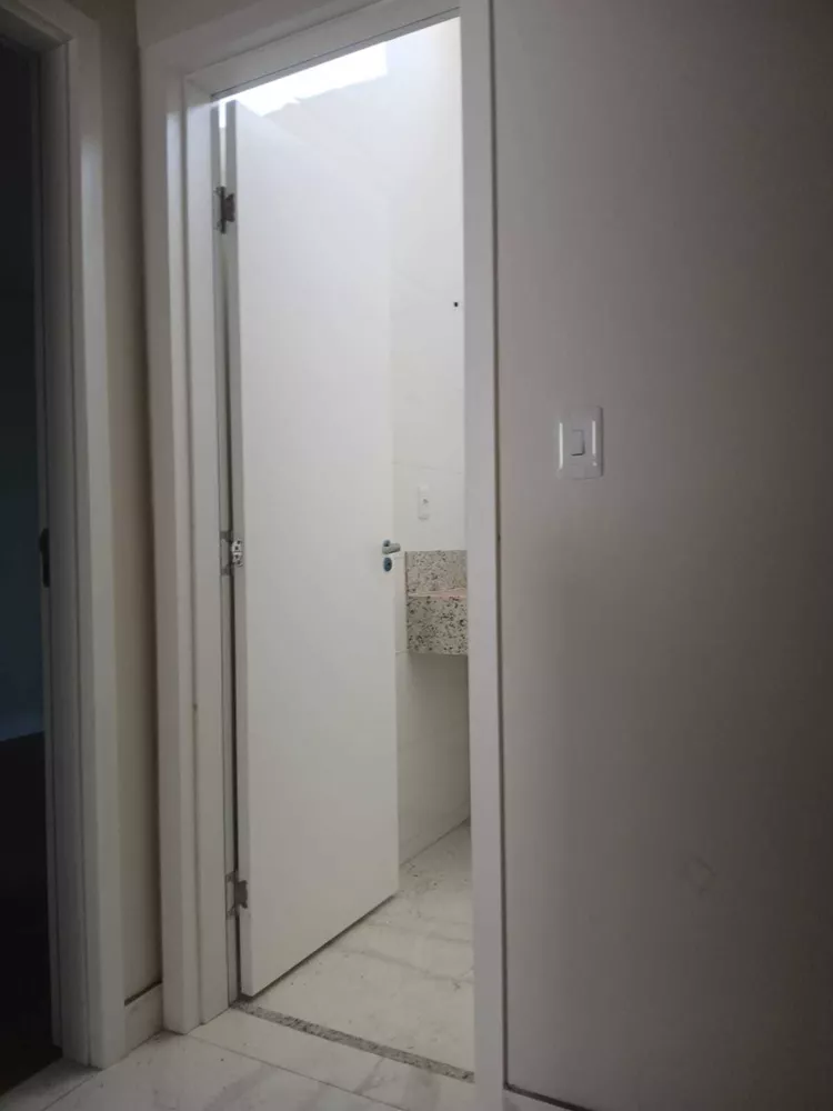 Casa à venda com 3 quartos, 30m² - Foto 10