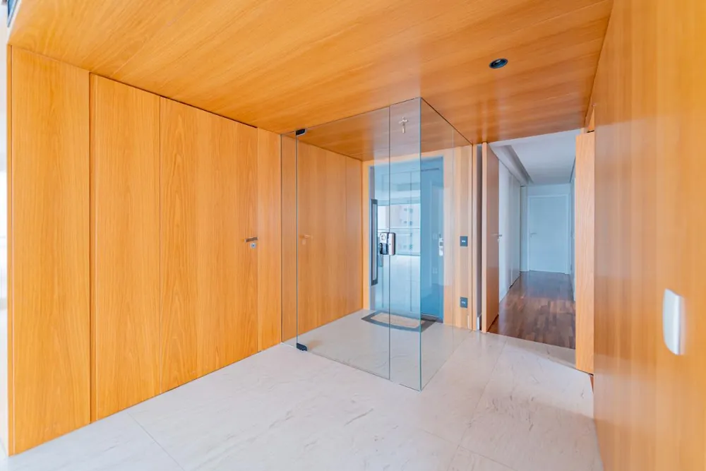 Apartamento, 3 quartos, 220 m² - Foto 1