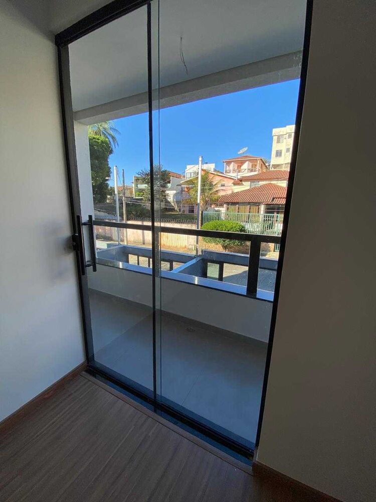 Casa à venda com 3 quartos, 93m² - Foto 8