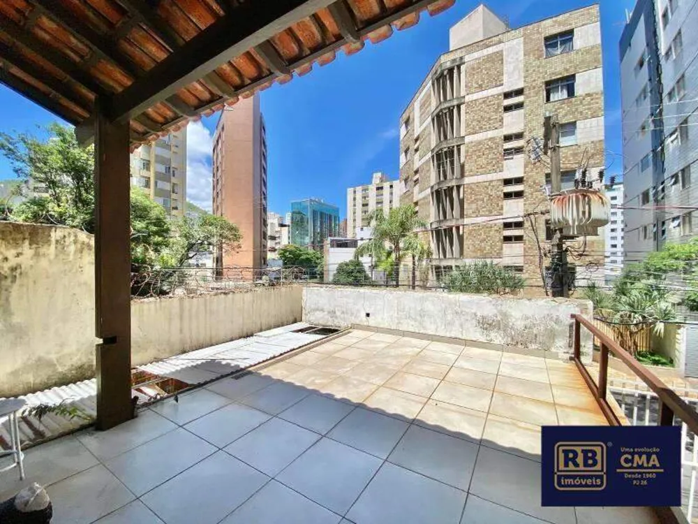 Casa, 4 quartos, 312 m² - Foto 2