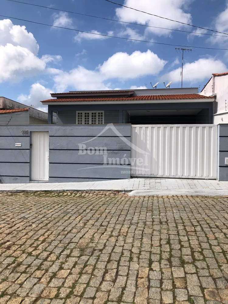 Casa, 2 quartos, 190 m² - Foto 1