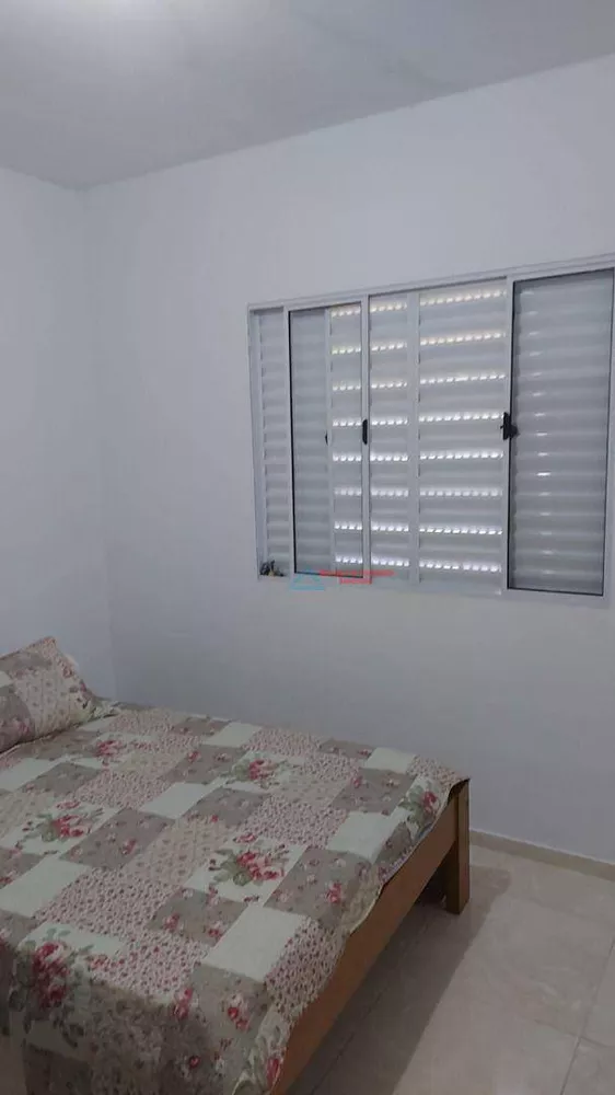 Chácara à venda com 3 quartos, 1000m² - Foto 2