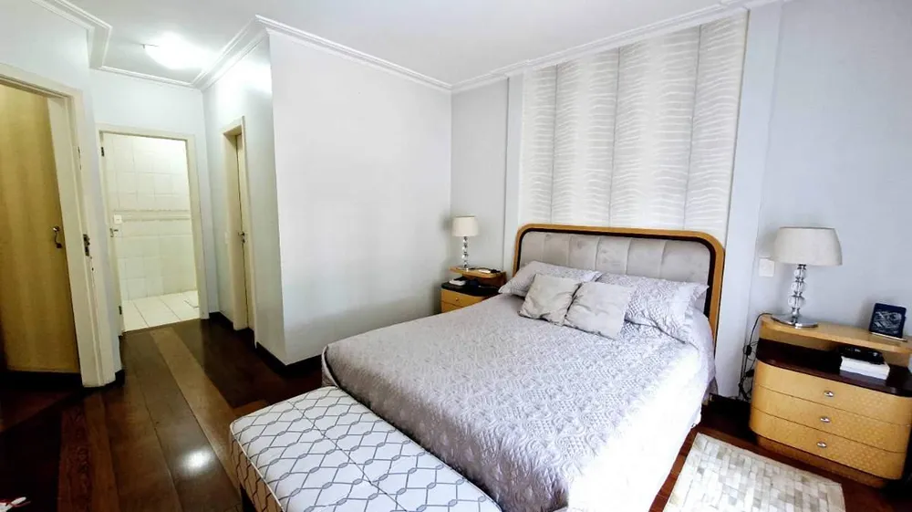 Casa, 4 quartos, 520 m² - Foto 4