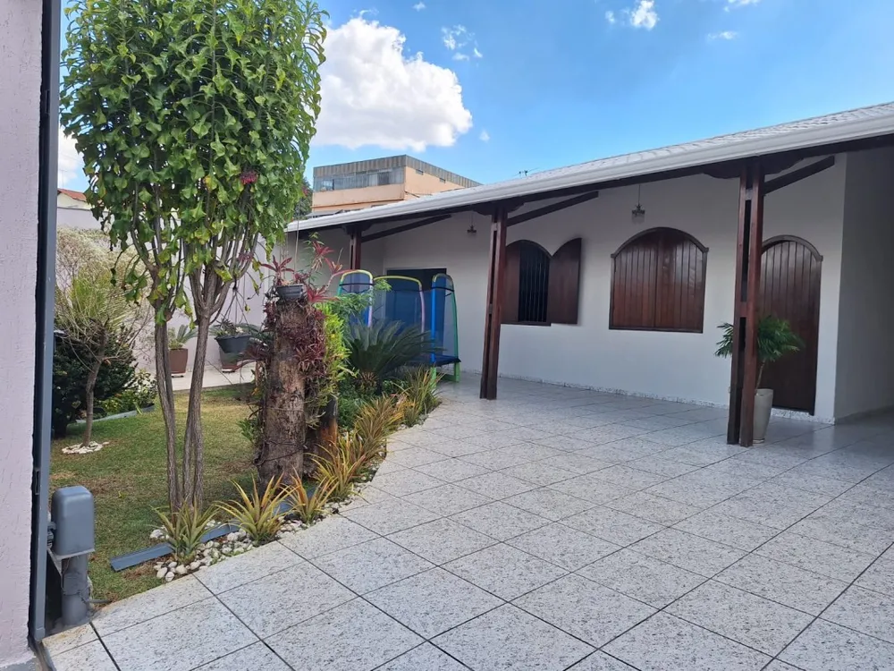 Casa, 3 quartos, 360 m² - Foto 1