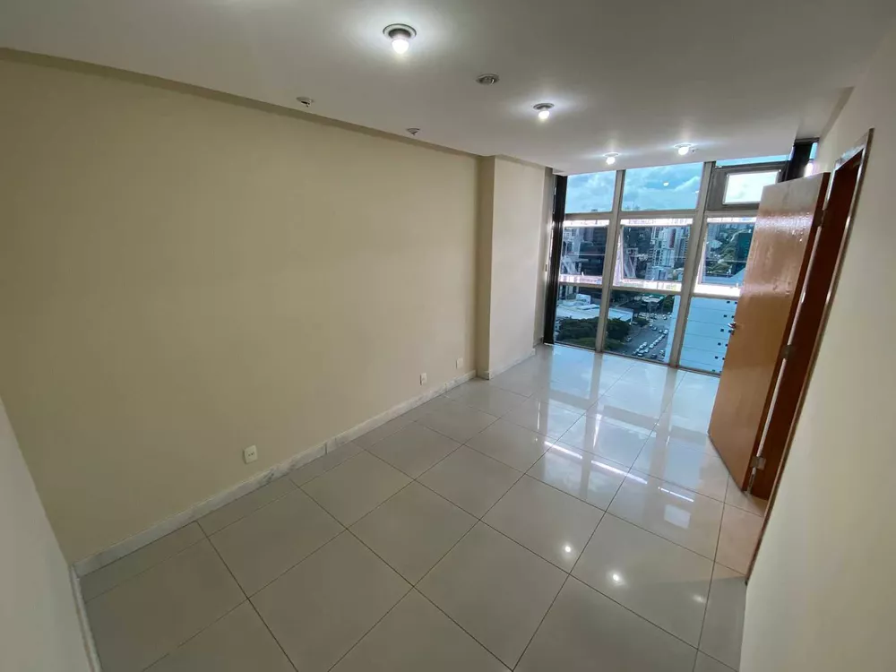 Apartamento à venda com 4 quartos, 160m² - Foto 3