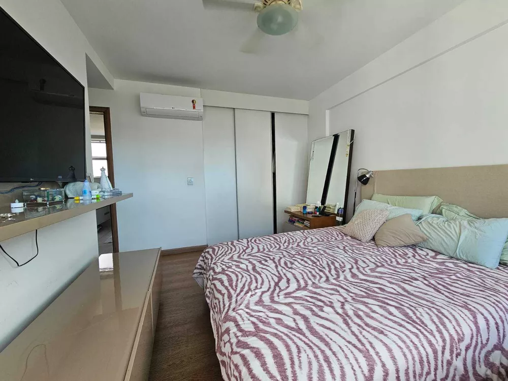 Apartamento à venda com 4 quartos, 160m² - Foto 15