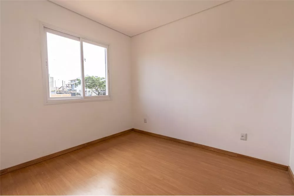 Casa à venda com 3 quartos, 96m² - Foto 10