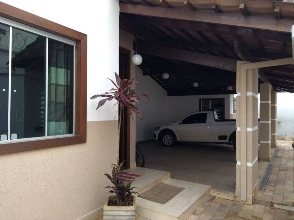 Casa para alugar com 4 quartos, 279m² - Foto 3
