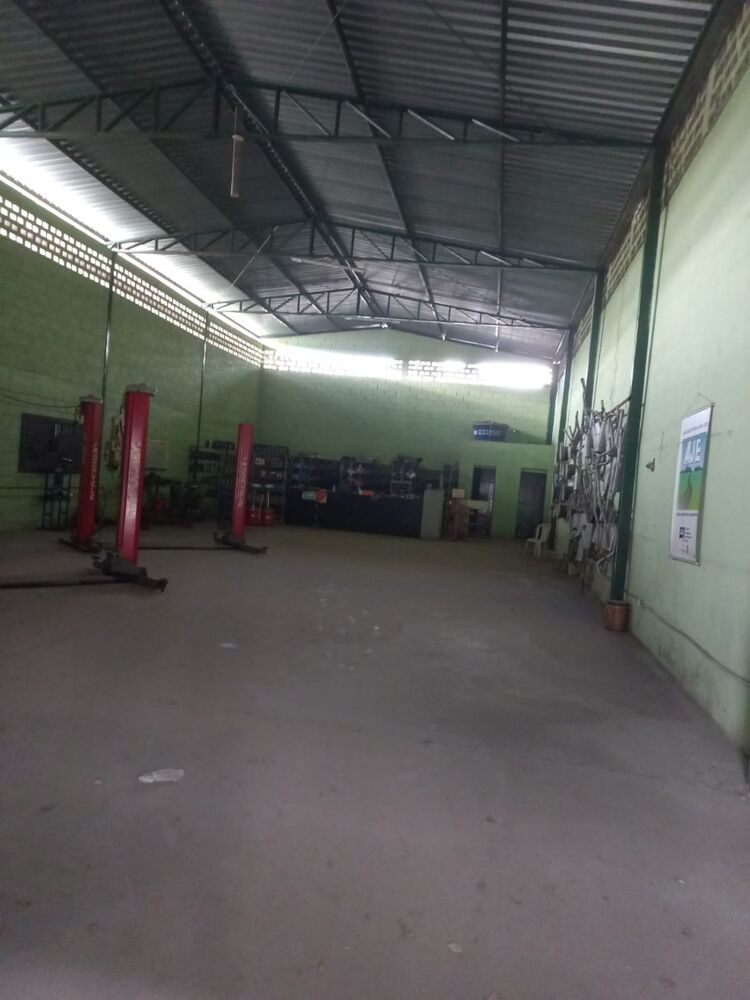 Depósito-Galpão-Armazém à venda com 2 quartos, 400m² - Foto 2